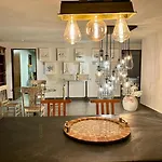 Santa Fe, Spectacular Home With Balcony