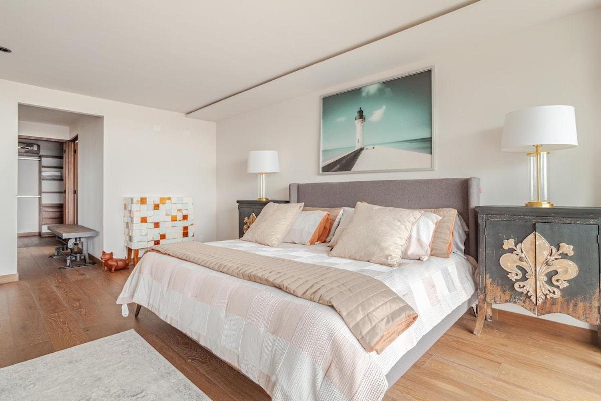 Santa Fe, Spectacular With Balcony Apartment